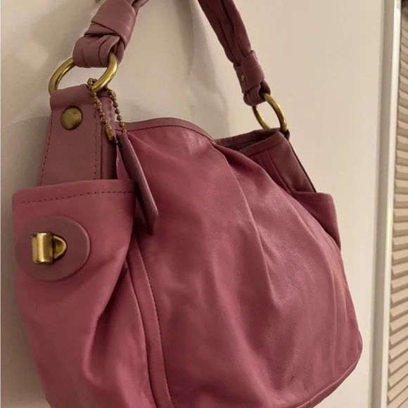 Vintage Coach Parker Hobo Leather Purse Bag in Soft Pink - Picture 5 of 9